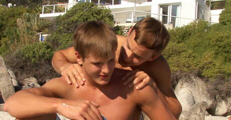 Czech stars beautiful boy Harris Hilton and husky guy Luke Hamill fuck ass after sucking dick on beach