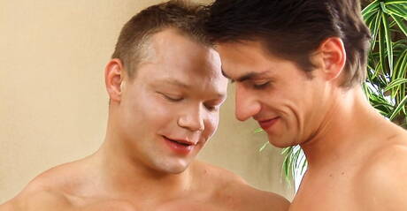 Slovak superstud Alex Orioli and  Hugh Stanbury have a good oral sex