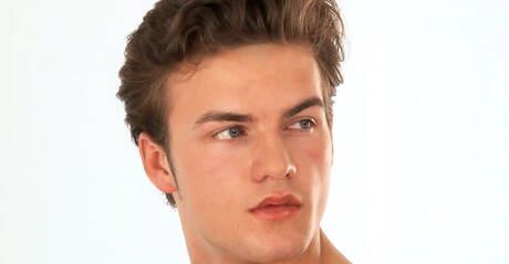 Der attraktive Corey Stark wichst