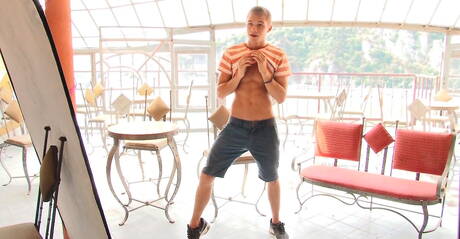 Czech young Jamie Durrell jerk off