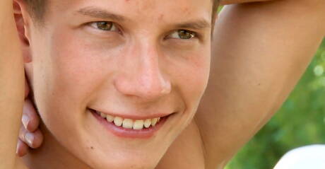 Belami Online: Czech well-built Mael Gauthier wanking outside