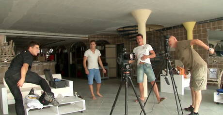 Two czech guys stud Gino Mosca and beefy Claude Sorel in handjob sex action