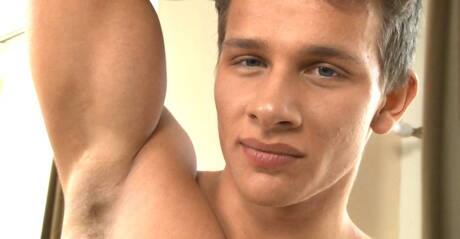 Belami Online: 捷克哈士奇男鮑伯‧馬吉拉自慰