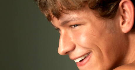 Czech young Andy Mcallister jack off his cock