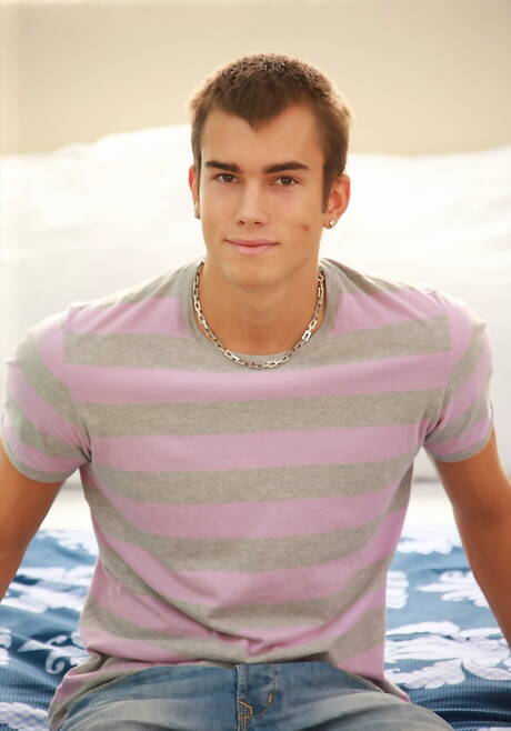 Belami Online: Czech stud Claude Sorel posing nude and showing hot butt