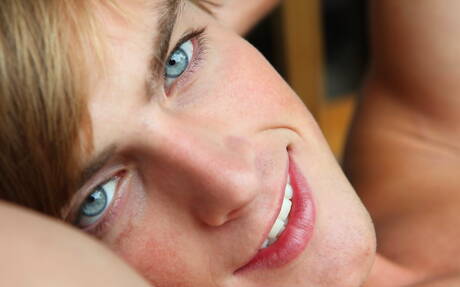 American hunk Mick Lovell undressing and showing tight butt outdoor