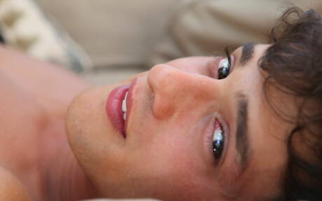 Czech strongman Andre Boleyn get naked and showing tight ass outdoor