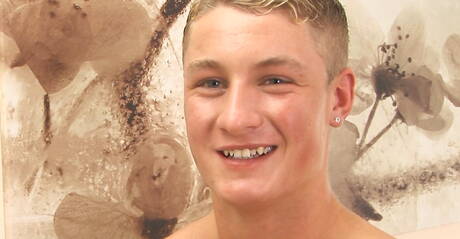 Belami Online: Muscular Taylor playing with dick