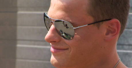 Czech well-built Ryan Kutcher jack off his cock outdoor