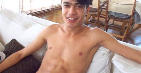 捷克硬漢Ramon Macchio享受快樂