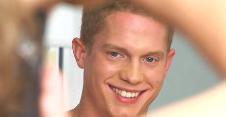 Belami Online: Russian stud Yuri Alpatow wanking
