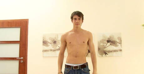 Belami Online: Czech beefy Claude Sorel playing with cock