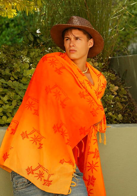 Bull Danny Saradon undressing and showing nice ass outside