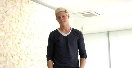 Husky guy Lars Nielsen playing with dick