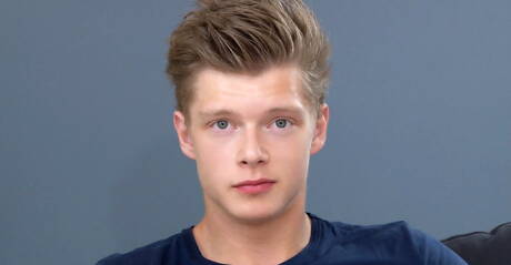 Belami Online: Czech well-built Christian Lundgren shows a muscle body