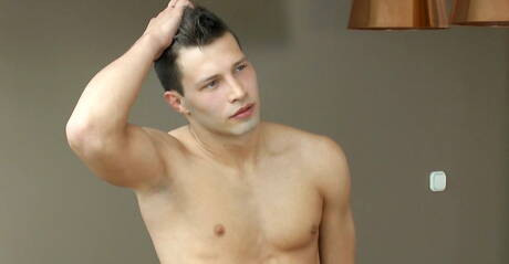 Czech husky guy Emilio Vargas masturbating
