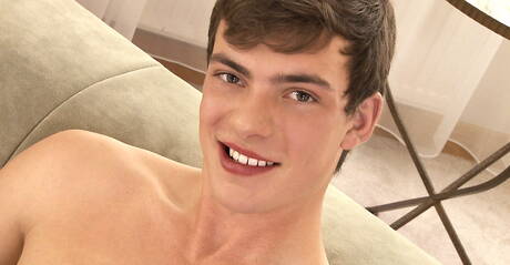 Tough guy Michel Armand jerk off his cock in shower