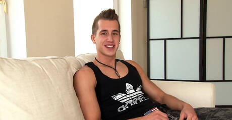 Hungarian stud Raphael Nyon masturbating