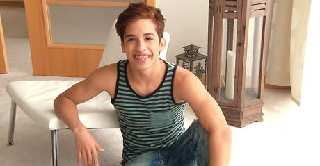 Der harte Kerl Jeremy hat ein Vergnügen