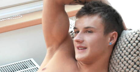 捷克超級帥哥鮑里斯貝克漢玩弄雞巴