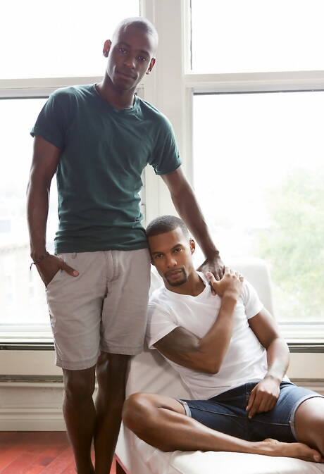 Czarny twardziel Jacen Zhu i czarny przystojniak River Wilson kochają się