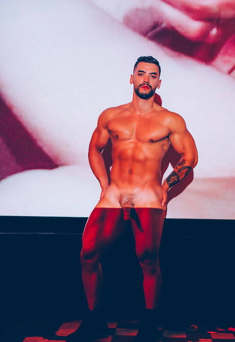 Arad WinWin, Dato, Levi, Valentin en una caliente explosión interracial