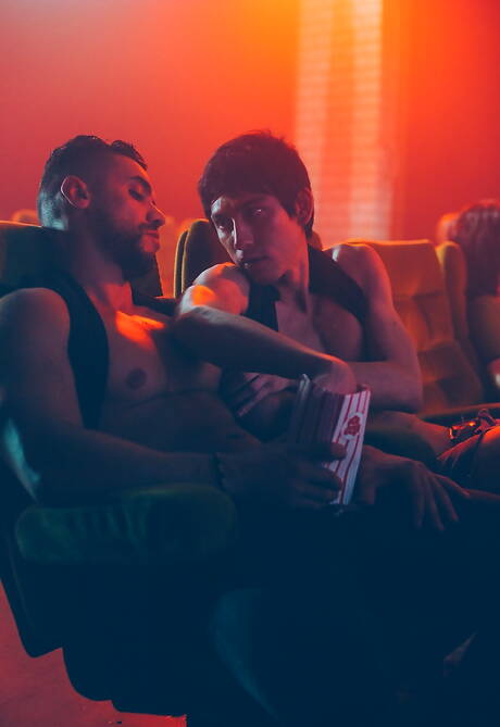 Arad WinWin, Dato, Levi, Valentin en una caliente explosión interracial