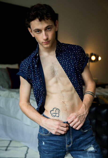 Nice american boys hunky guy Calvin Banks and young boy Cole Claire jerk off in the pool