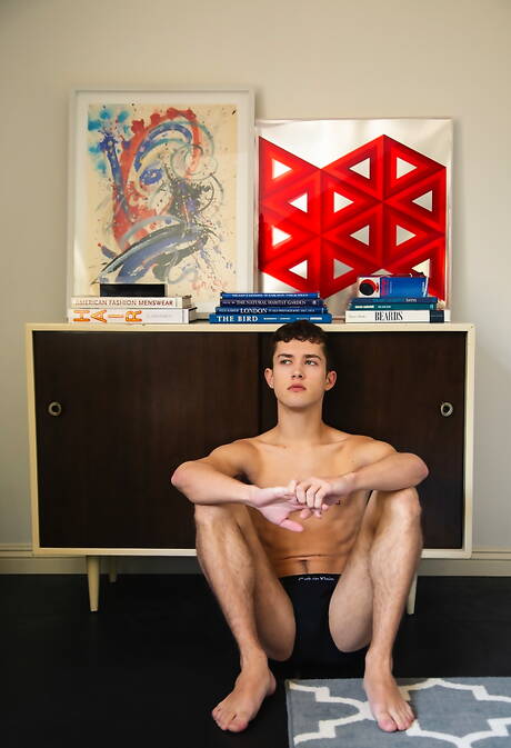 Latijns-Amerikaanse spierbundel Ashton Summers en Amerikaanse jonge Sean Ford in een hete kontneuk