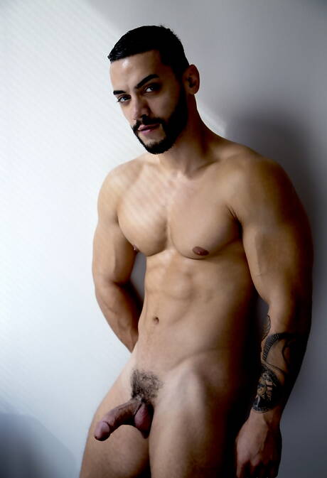 Heiße amerikanische Jungs, der attraktive Arad Winwin und der heiße Twink Liam Riley in einer heißen Homosexuellenszene unter der Dusche