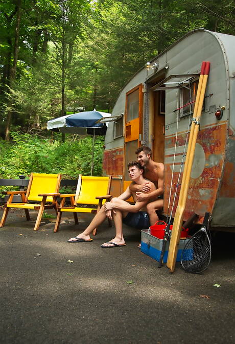 Spanish stud Allen King and american tough guy Troy Accola sucking and screwing each other outside