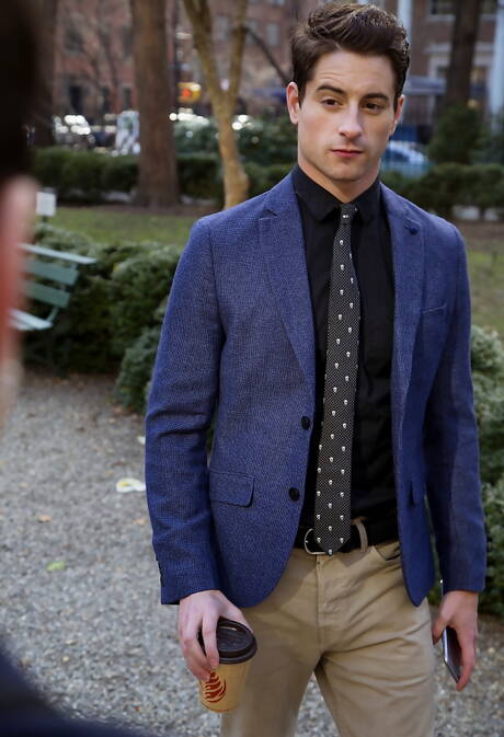 Pretty american guys muscular Levi Karter and well-built Taylor Reign love each other with fisting outside