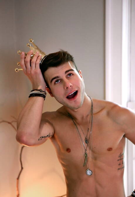 Der spanische Kraftprotz Allen King und der gut gebaute Amerikaner Levi Karter haben Analsex