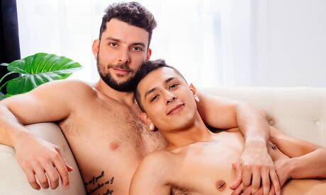 Freddie Daze und der schöne Amerikaner Mateo Vice lutschen und ficken sich gegenseitig