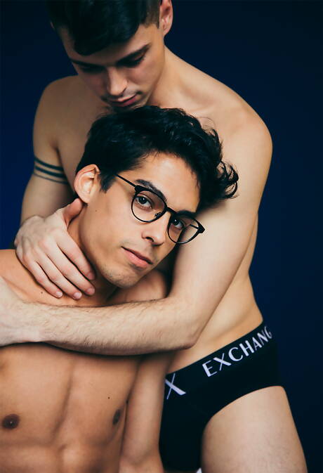 Heiße Amerikaner, der hübsche Ben Masters und der bullige Nico Leon lutschen und ficken sich gegenseitig