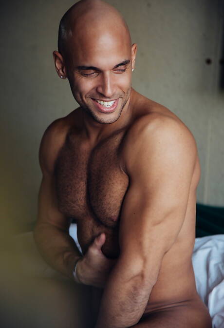 Die heißen amerikanischen Typen Cade Maddox und Superhengst Sean Zevran haben sich gegenseitig geknallt