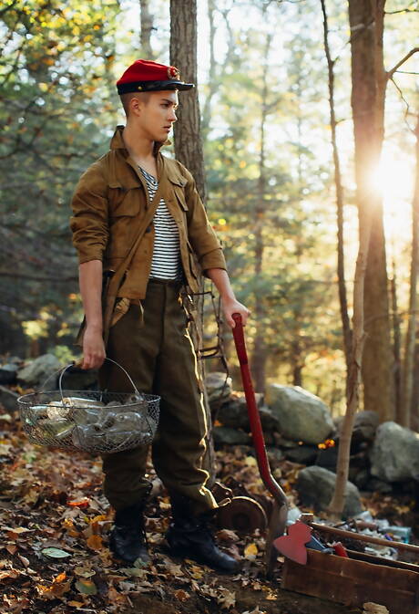 Famous americans, beefy Jacen Zhu and young Sean Ford in black on white sex outdoor