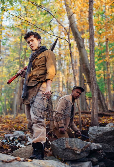 Berühmte Amerikaner, der bullige Jacen Zhu und der junge Sean Ford beim Schwarz-Weiß-Sex im Freien