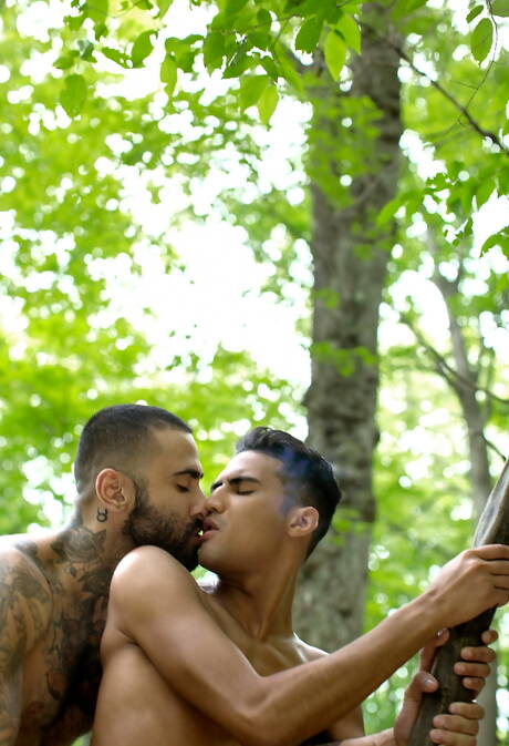 Kris Karr i portorykański przystojniak Rikk York uprawiali seks na zewnątrz