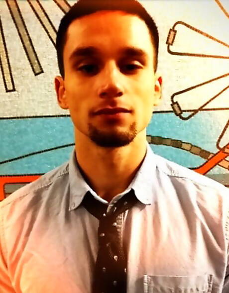 Dwóch amerykańskich chłopców, przystojny Anthony Romero i owłosiony ogier Tommy Defendi uprawiają gorący seks