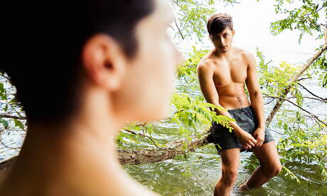 Latino pretty boy Angel Rivera and hunky guy Leo Grand have a good oral sex outside