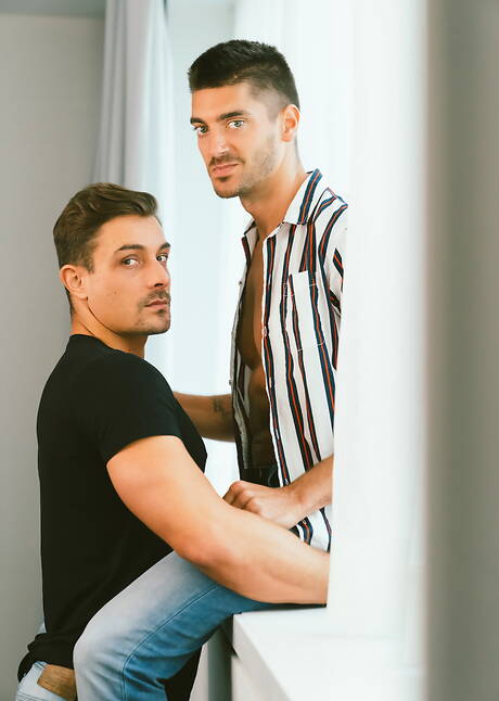 Cocky Boys: Canadian strongman Carter Dane and strongman Raphael Louis in hot homosexual action