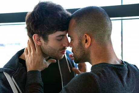 Cocky Boys: American stars hunk Damien Crosse and young Dillon Rossi fuck ass after sucking cock