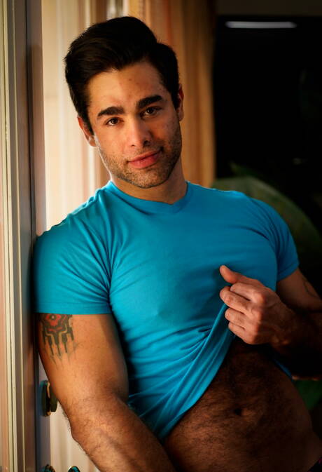 American hunky guy Dante Colle and brazilian tough guy Lucas Leon have a hot sex