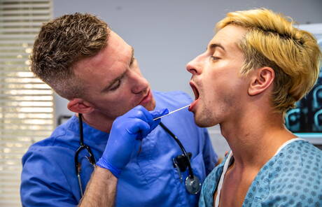 Heiße Amerikaner, Hengst Nick Fitt und Superhengst Taylor Reign in heißer Homosexuellenszene