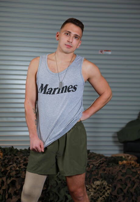 French strongman Chris Damned and hunky guy Justin Lewis in hot ass bang