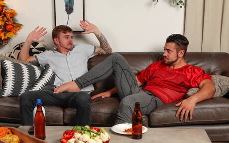 美國帥哥Ryan Jordan和肌肉男Dante Colle激情啪啪