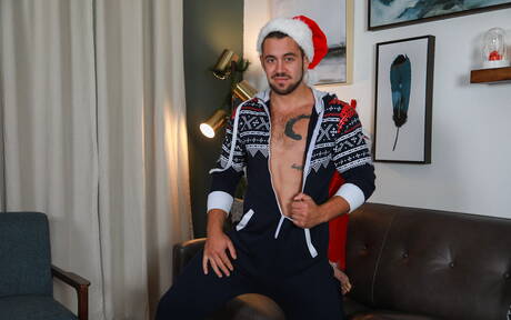 美國帥哥Dante Colle和毛茸茸的帥哥Leeroy Jones上演熱辣情侶戲