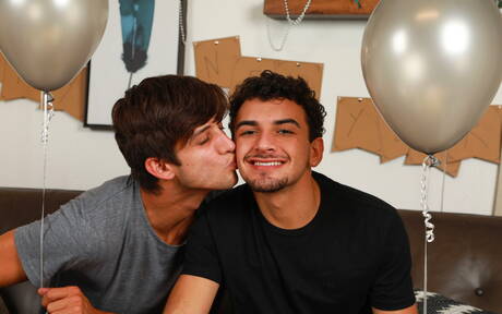 Two american boys hunky guy Elliot Finn and hunky guy Daniel Greene in hot homosexual action