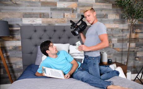Next Door Studios: Hot american boys strongman Justin Matthews and hairy stud Leeroy Jones in hot homosexual action